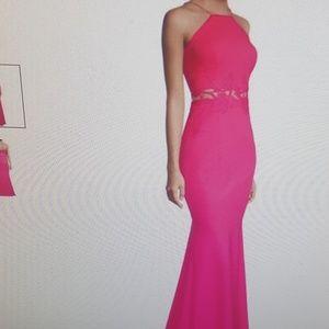 Saks fith Avenue Fucsia Gown